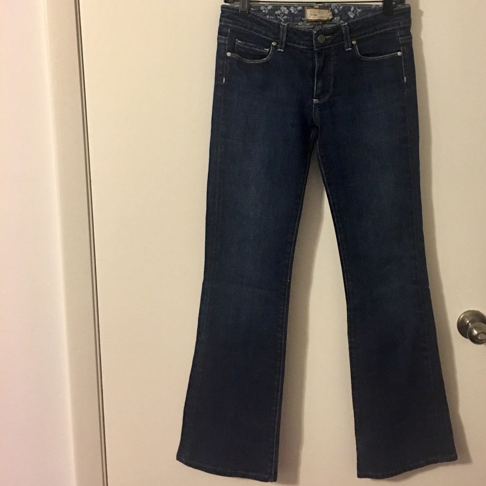 PAIGE BOOTCUT JEANS 27 X 31”L  WORN ONCE IN LIKE NEW CONDITION